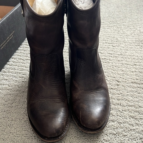 Frye Brown Leather Short Boot - Picture 4 of 8